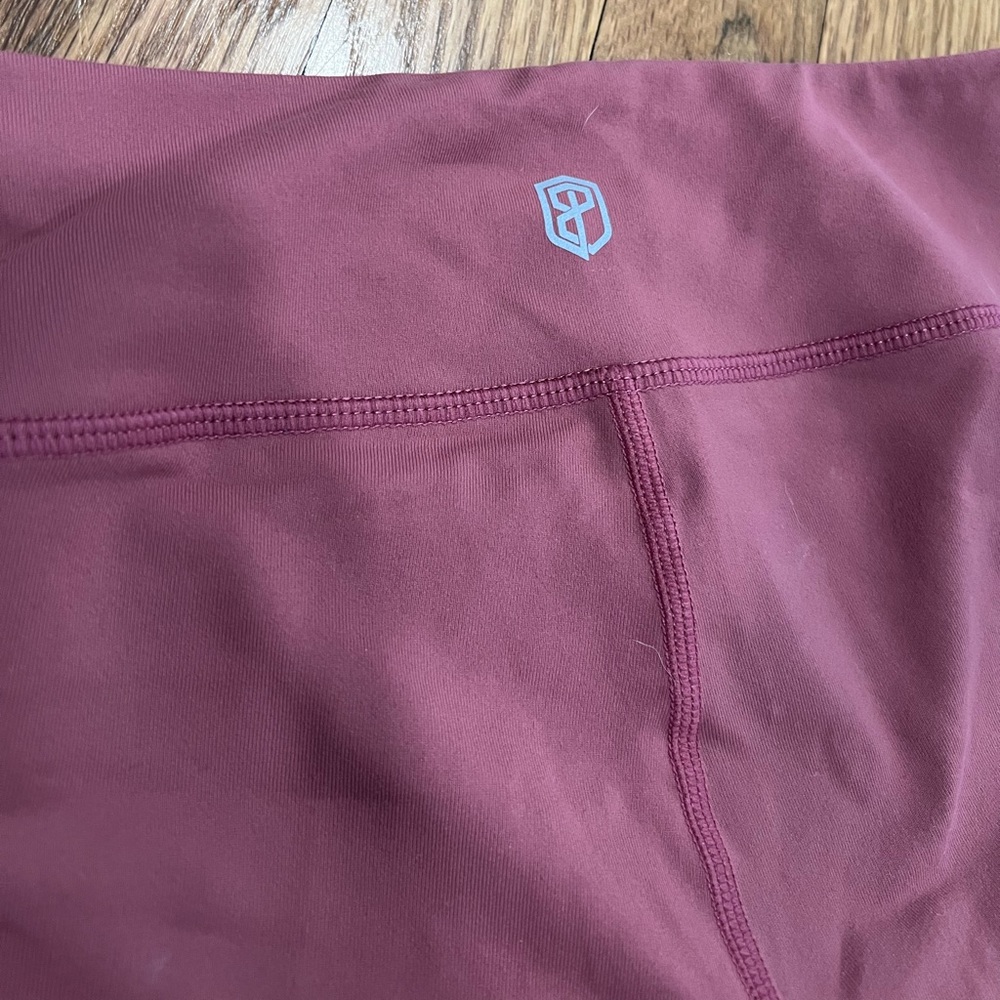 Born primitive mauve shorts
